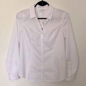 Women’s white button down shirt (blouse) Reitman’s Ressentials